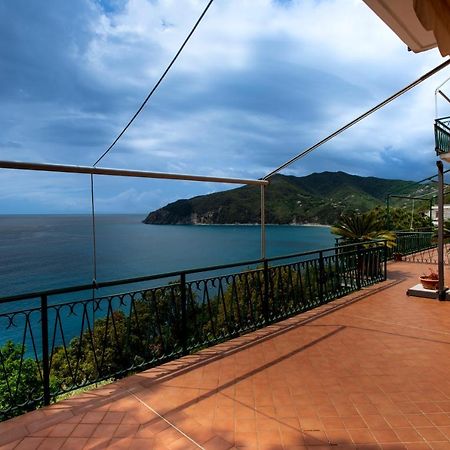 080 - La Villa Storica Il Vigneto 45B, Terrazza Sul Mare - Parcheggio Privato Gratis Moneglia Dış mekan fotoğraf